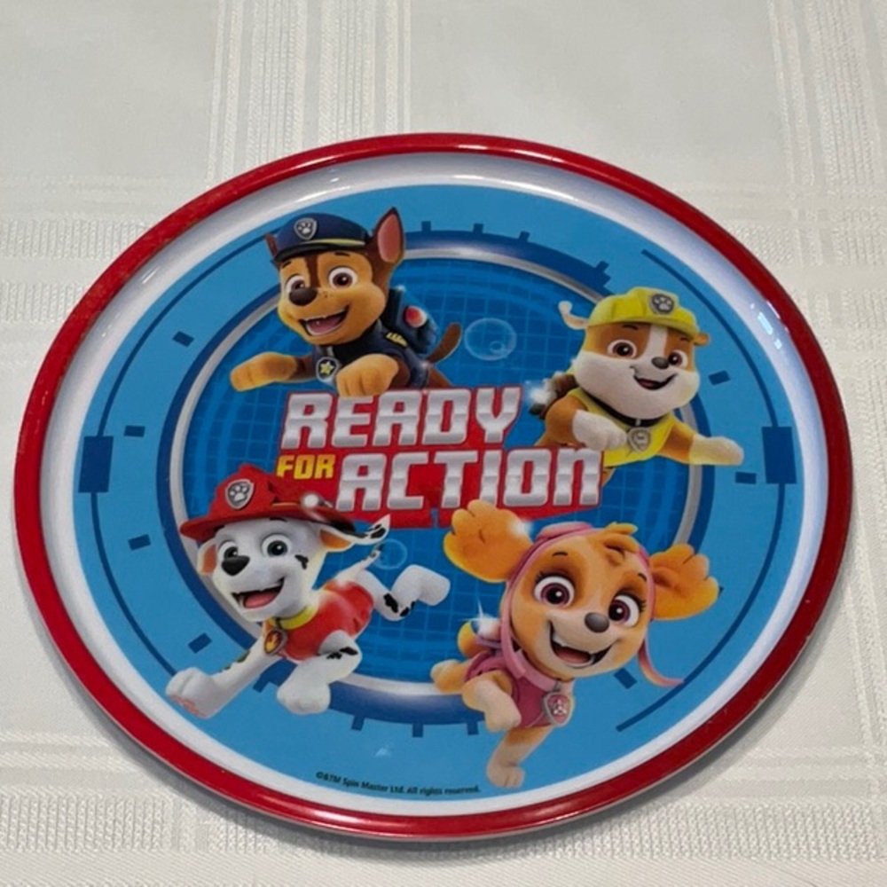 Ready For Action (Puppy Paws) Plastic Plate